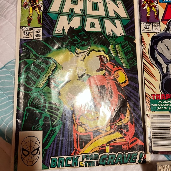 Vintage 1990’s Iron Man Comic Books (4) - Picture 5 of 5